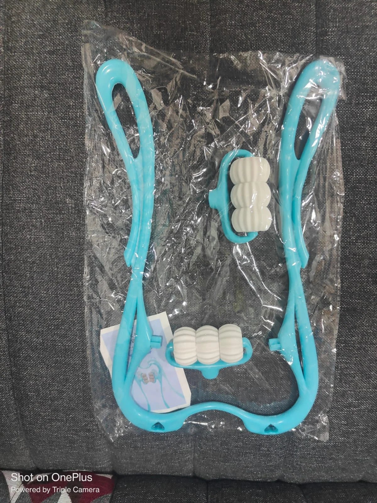Neck roller photo 2